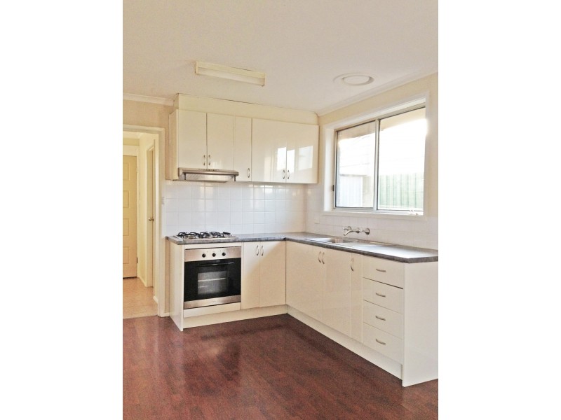 Unit 3/8 Casaceli Court, Whittington VIC 3219