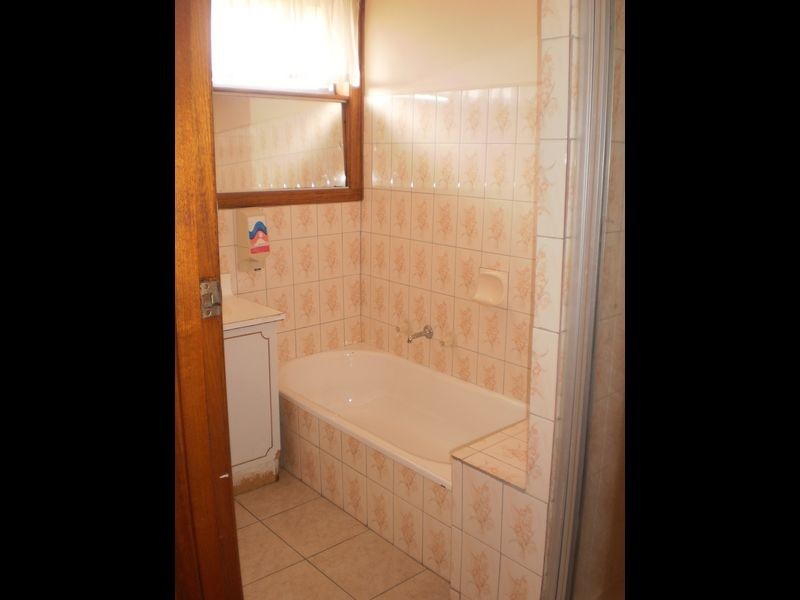 9 Bellnore Drive, Norlane VIC 3214