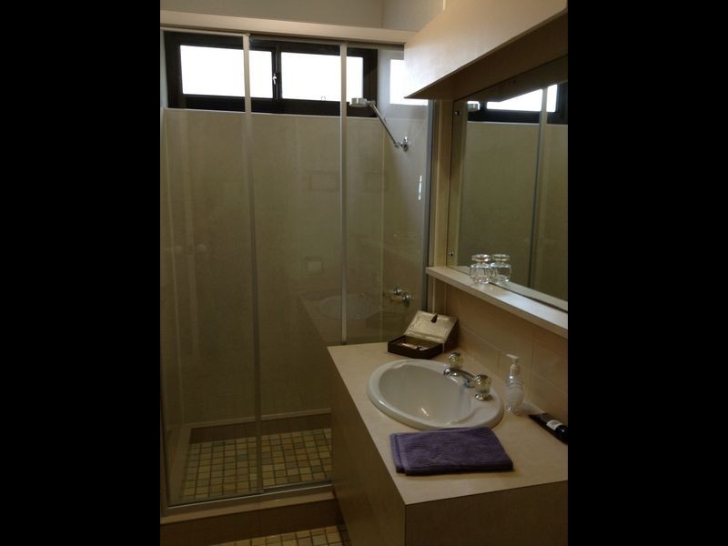 303/64 Eastern Beach, Geelong VIC 3220