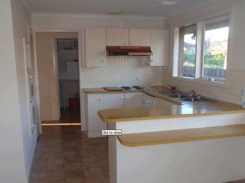 2 Polwarth Crescent, Belmont VIC 3216