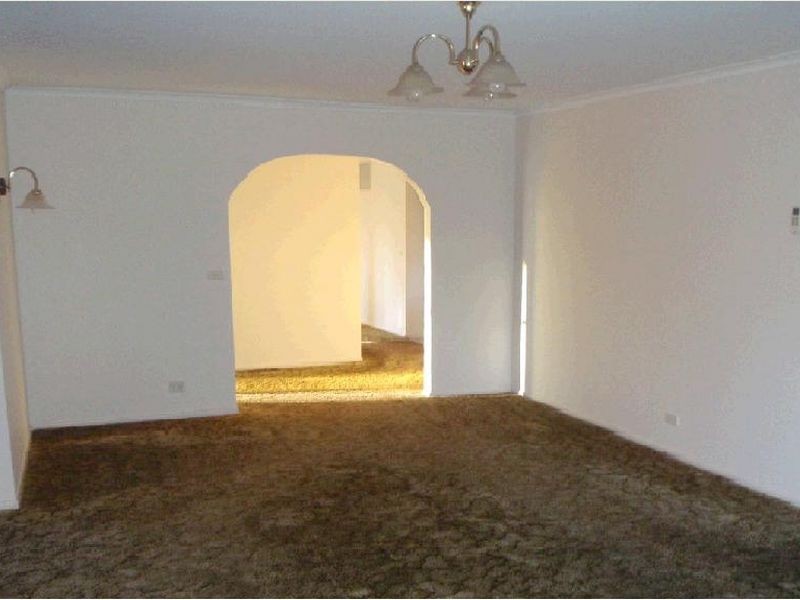 2 Polwarth Crescent, Belmont VIC 3216