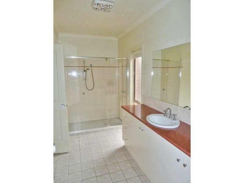 37 Sheridan Street, Hamlyn Heights VIC 3215