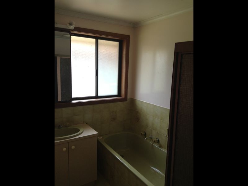 6 Newell Street, Lara VIC 3212