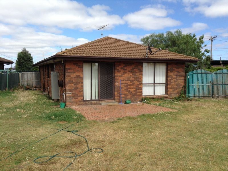 6 Newell Street, Lara VIC 3212