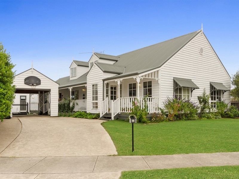 25-27 Nolan Place, Lovely Banks VIC 3221