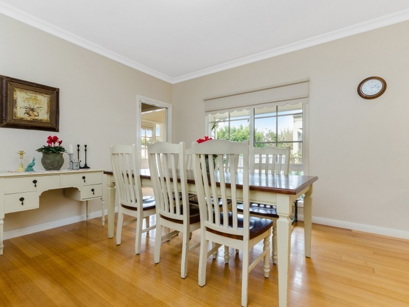25-27 Nolan Place, Lovely Banks VIC 3221
