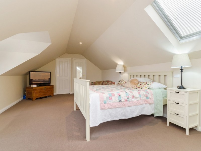 25-27 Nolan Place, Lovely Banks VIC 3221