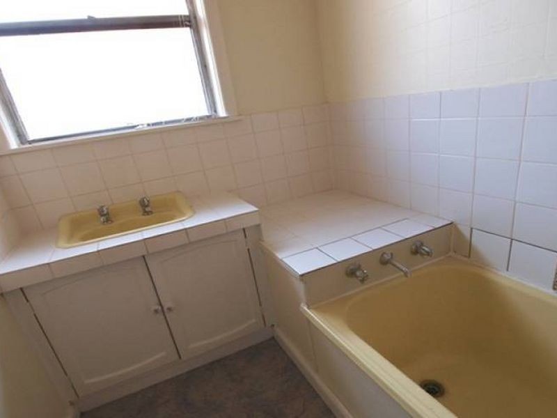 29 Dearborn Parade, Corio VIC 3214