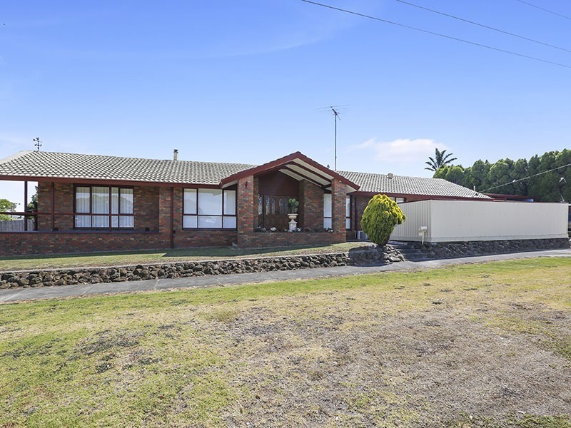 2 Allanvale Avenue, Leopold VIC 3224