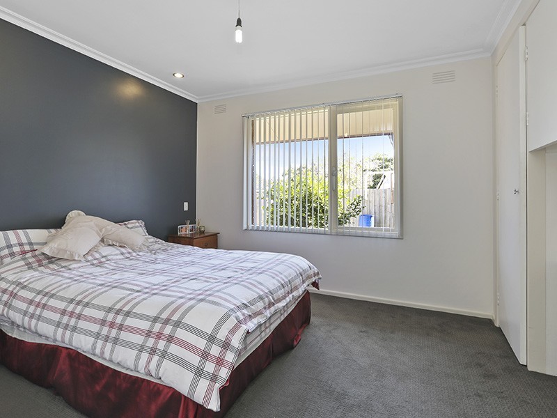 2 Allanvale Avenue, Leopold VIC 3224