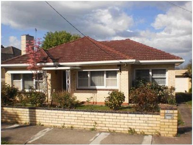 25 Bayview Parade, Hamlyn Heights VIC 3215
