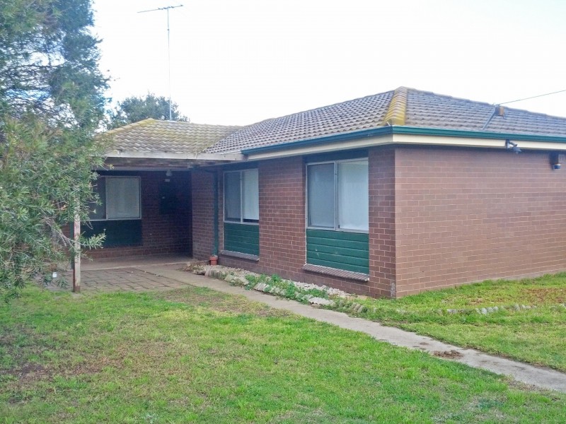 93 Fairbairn Drive, Corio VIC 3214