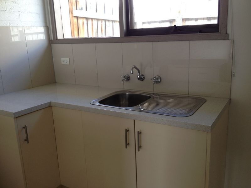 2/26 Addis Street, Geelong West VIC 3218