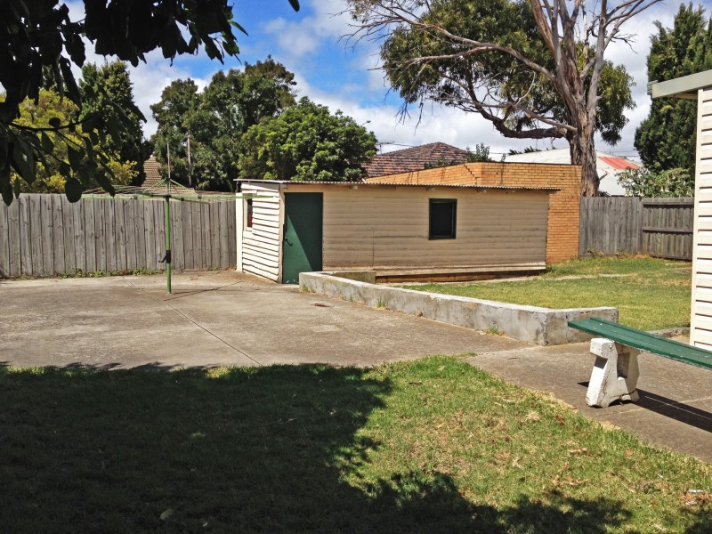 12 Falcon Street, Norlane VIC 3214