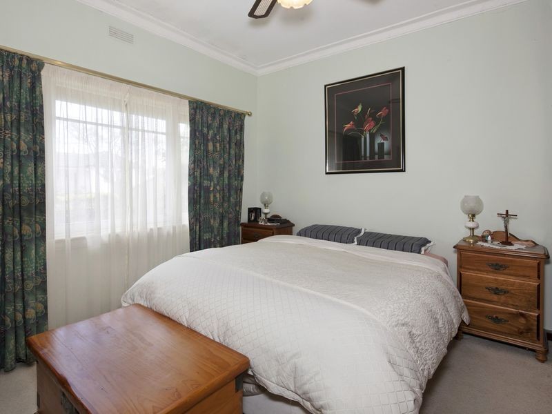 34 Deakin Street, Bell Park VIC 3215