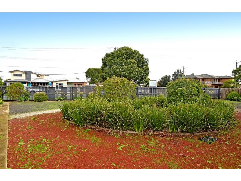 Unit 2/2 Martin Street, Thomson VIC 3219
