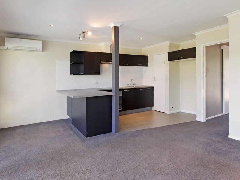 Unit 2/10-12 Lindsay Street, Newcomb VIC 3219