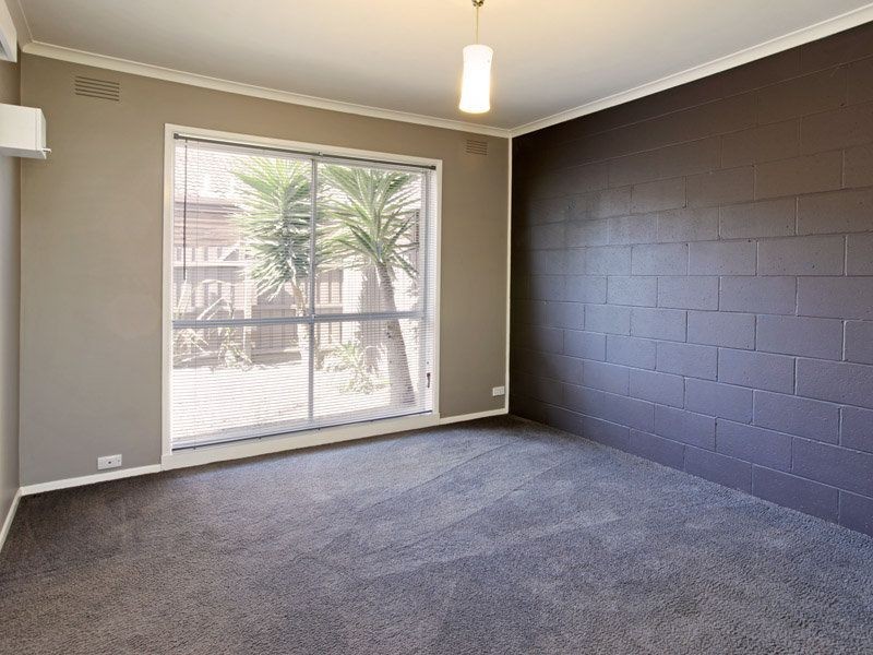 Unit 2/10-12 Lindsay Street, Newcomb VIC 3219