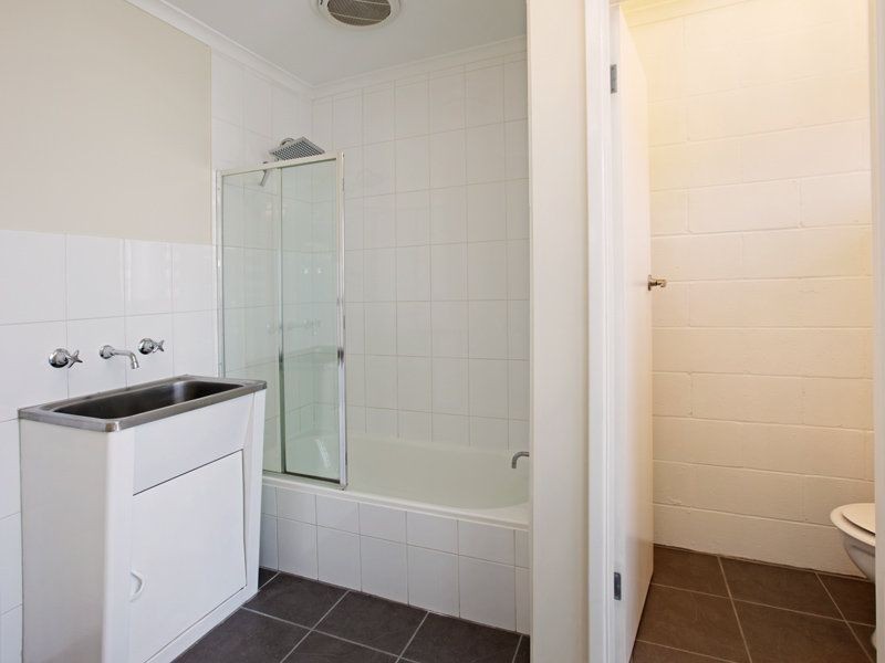 Unit 2/10-12 Lindsay Street, Newcomb VIC 3219