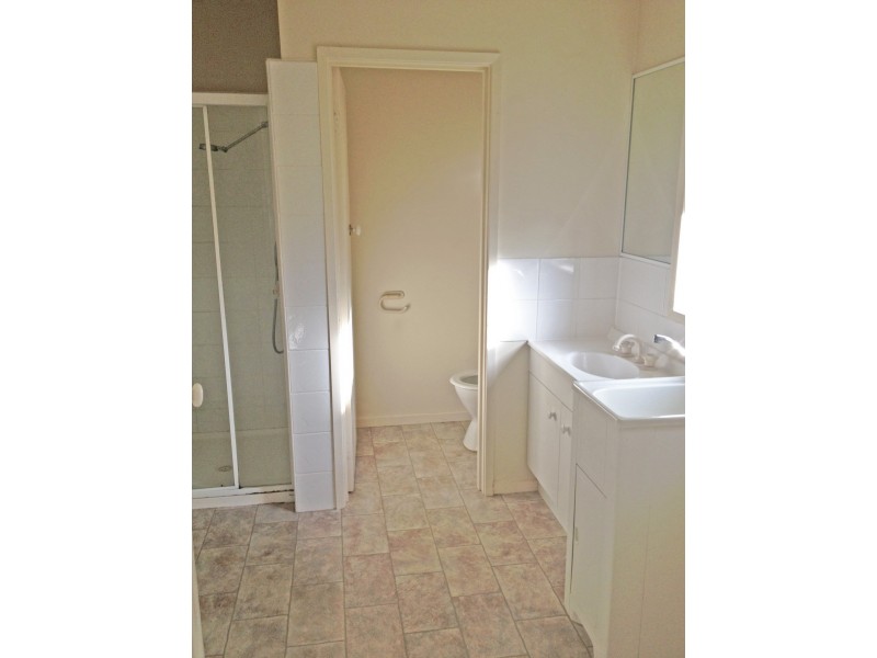 Unit 3/5 Cleveland Court, Corio VIC 3214