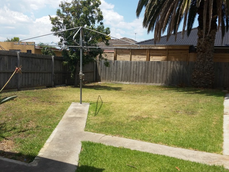 4 Barcelona Street, Norlane VIC 3214