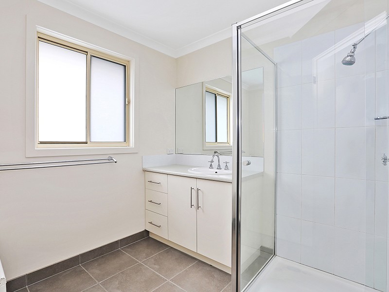 Unit 2/13 Craigie Road, Newtown VIC 3220
