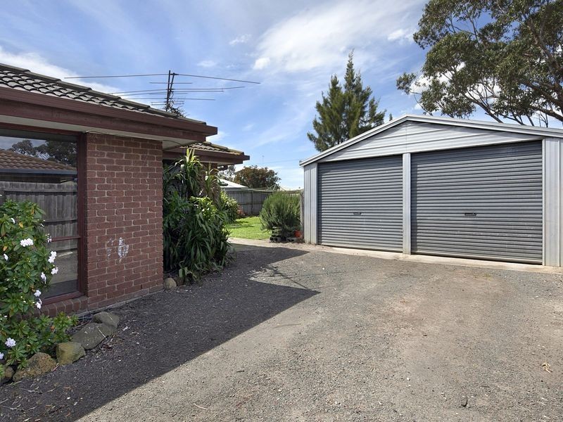 5 Enfield Drive, St Albans Park VIC 3219