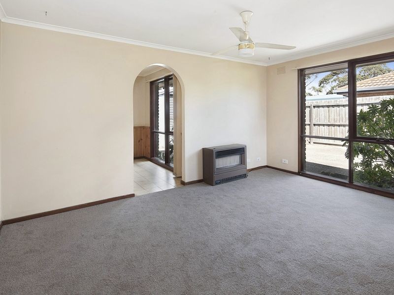 5 Enfield Drive, St Albans Park VIC 3219