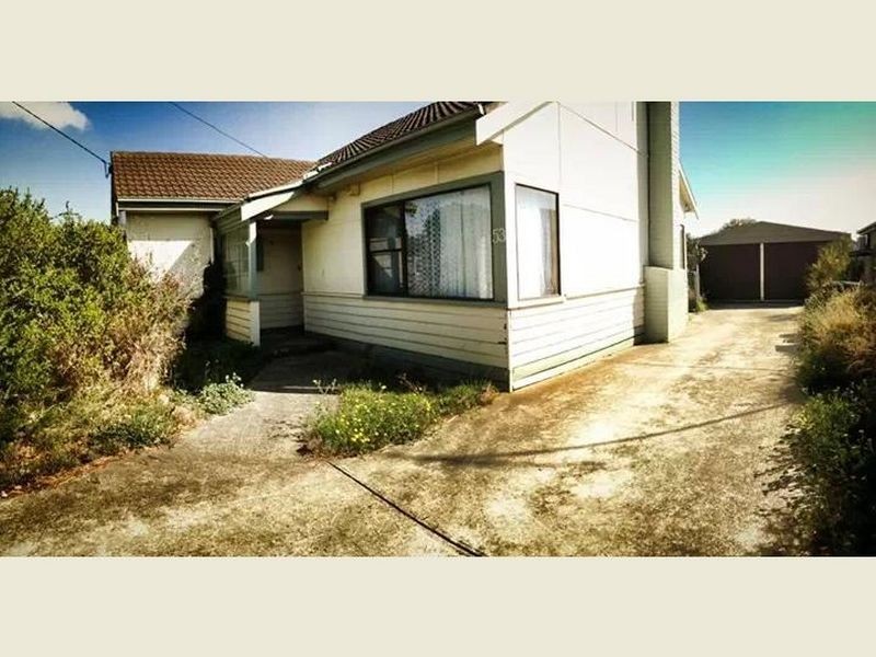 53 Logan Street, Hamlyn Heights VIC 3215