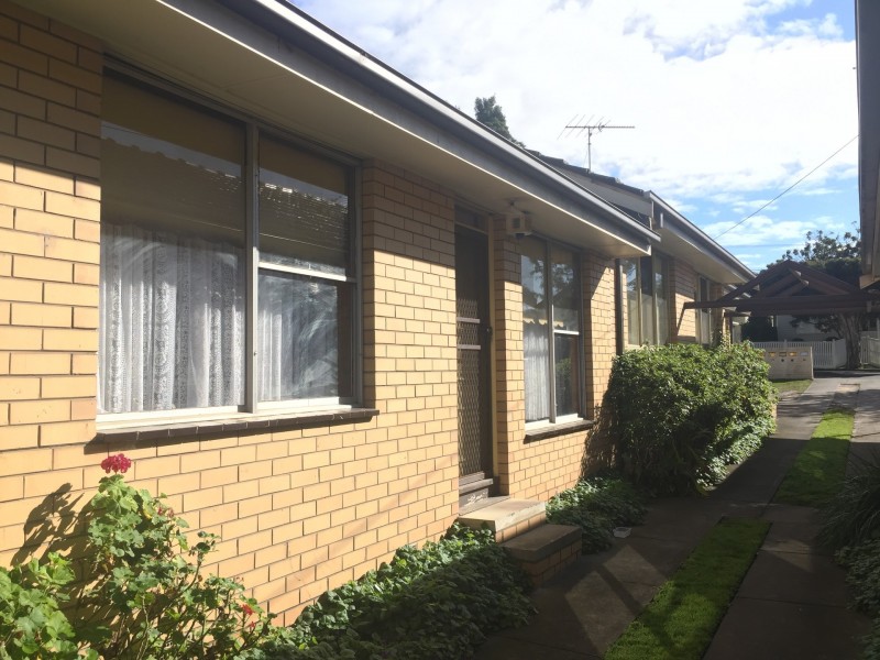 Unit 2/37-39 Clarke Street, Newtown VIC 3220