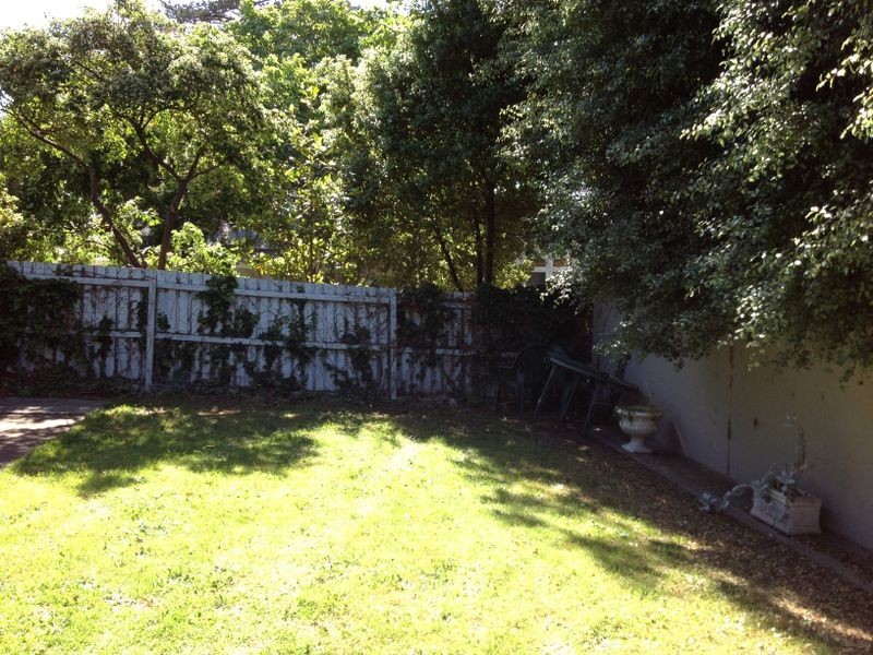 8/2 Pevensey Street, Geelong VIC 3220