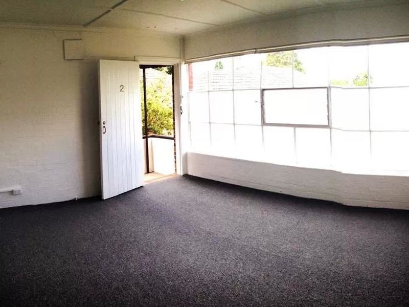 2/20 Frank Street, Newtown VIC 3220