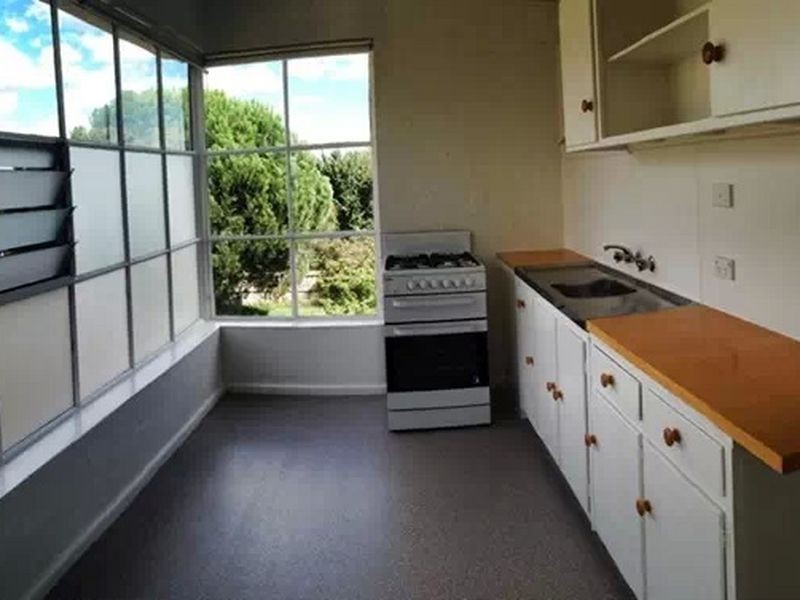 2/20 Frank Street, Newtown VIC 3220