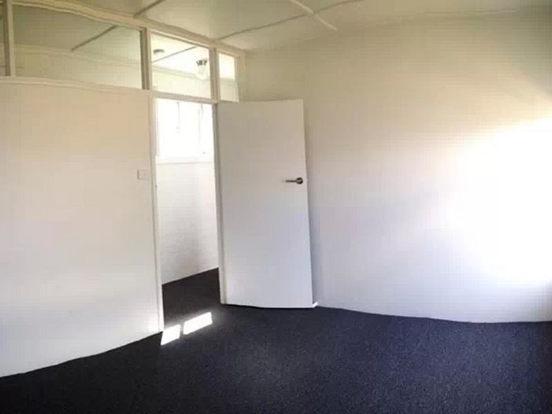 2/20 Frank Street, Newtown VIC 3220