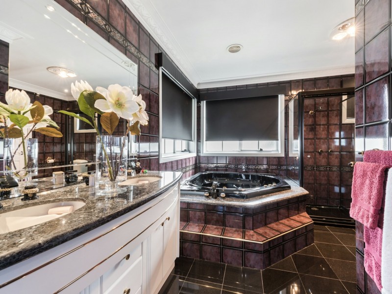 16 Beulah Street, Hamlyn Heights VIC 3215