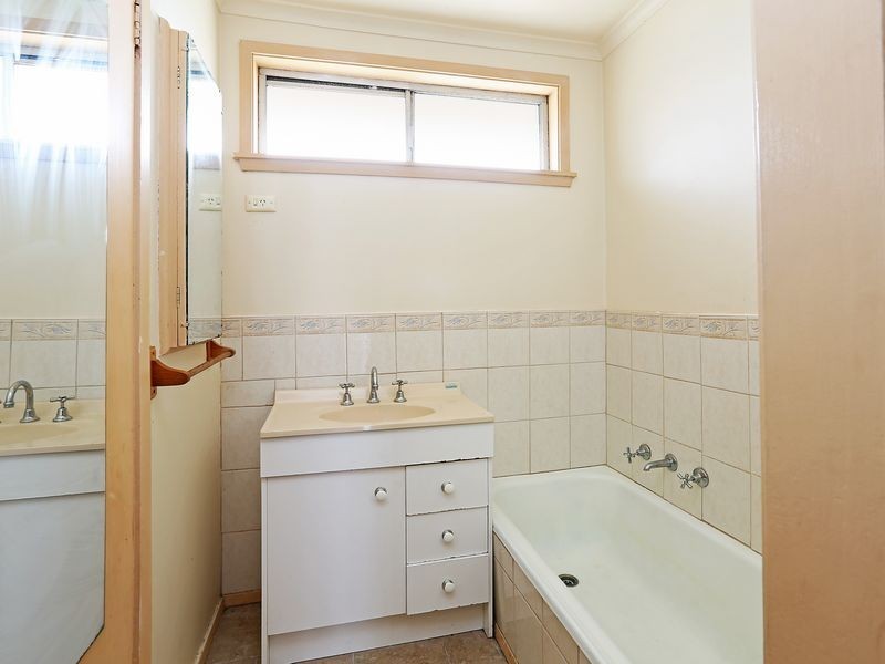 2 Ainslie Court, Corio VIC 3214