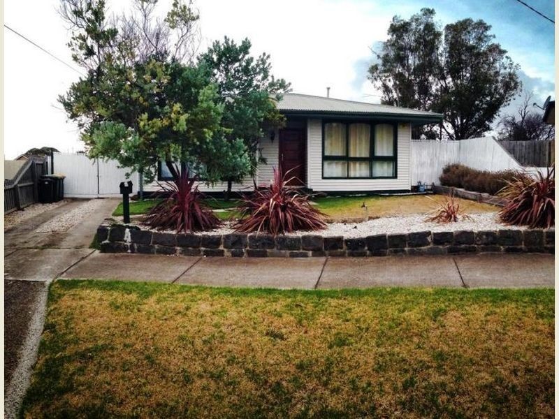 4 Nerine Court, Norlane VIC 3214