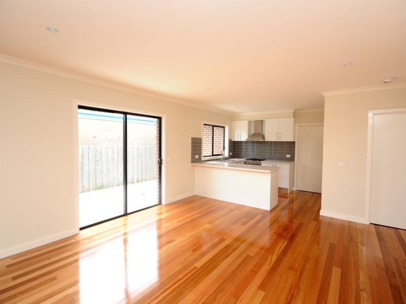 2 & 3/1338 Murradoc Road, St Leonards VIC 3223