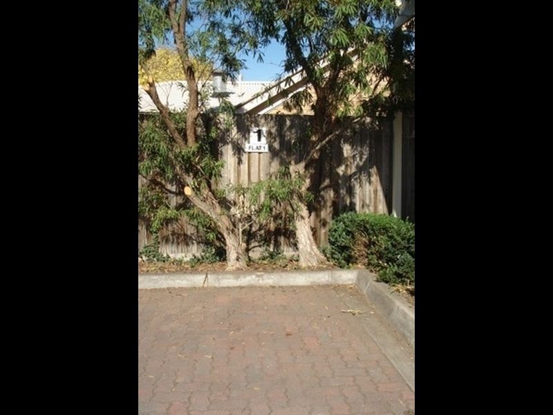 1/32 Myers Street, Geelong VIC 3220