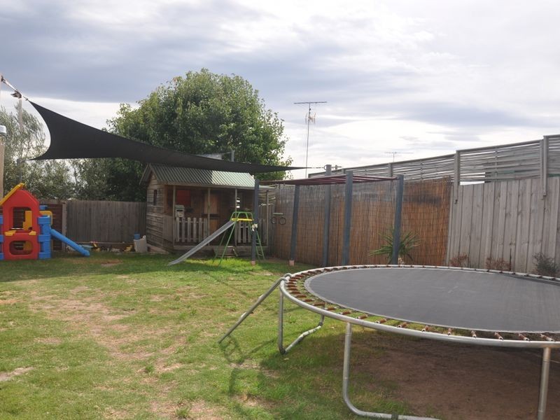 5 Kerrie Court, Grovedale VIC 3216