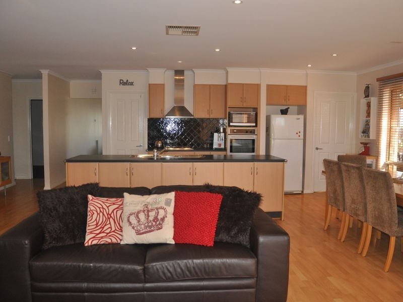 5 Kerrie Court, Grovedale VIC 3216