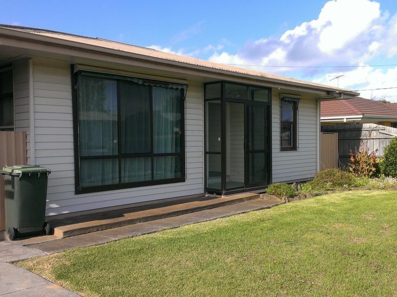6 Wren Street, Norlane VIC 3214