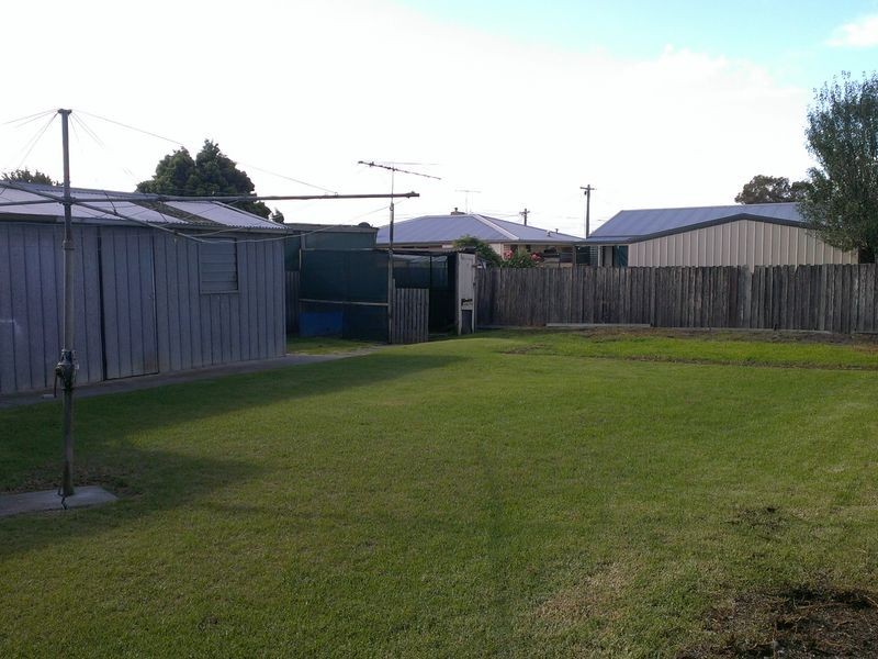 6 Wren Street, Norlane VIC 3214
