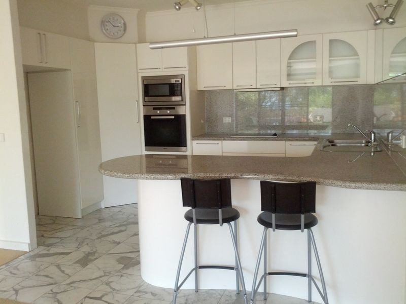 Unit 102/64 Eastern Beach Road, Geelong VIC 3220