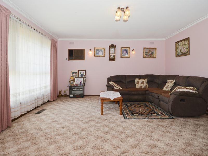 14 Anakie Road, Bell Park VIC 3215