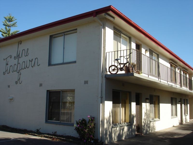 1/9 Finchaven Street, Herne Hill VIC 3218