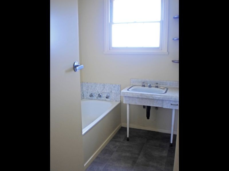 4 Como Road, Corio VIC 3214