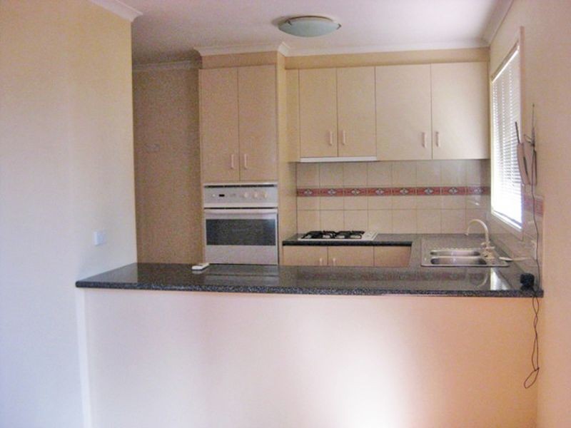 17 Sherwood Grove, Lara VIC 3212