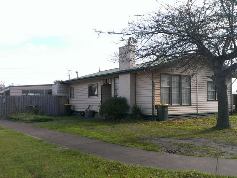 67 Waitara Grove, Norlane VIC 3214