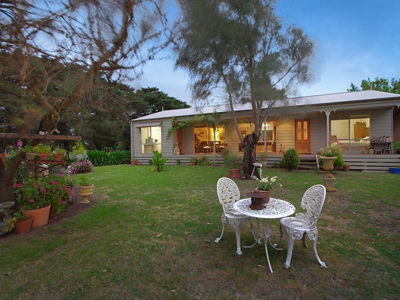 35 Fines Lane, Leopold VIC 3224